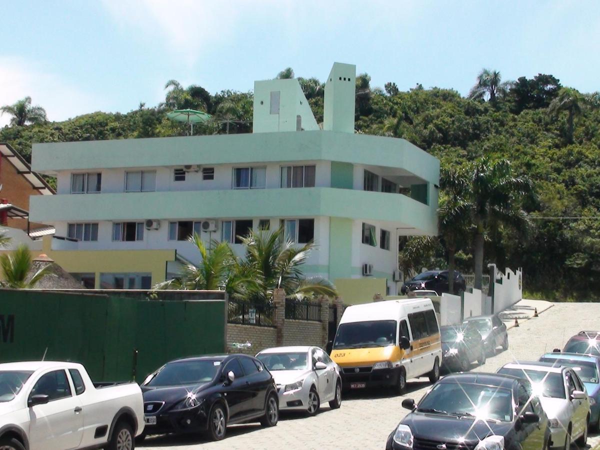 Praia De 4 Ilhas Apartamento De 1 Quarto A 60M Praia Com Vista 邦比尼亚斯 外观 照片