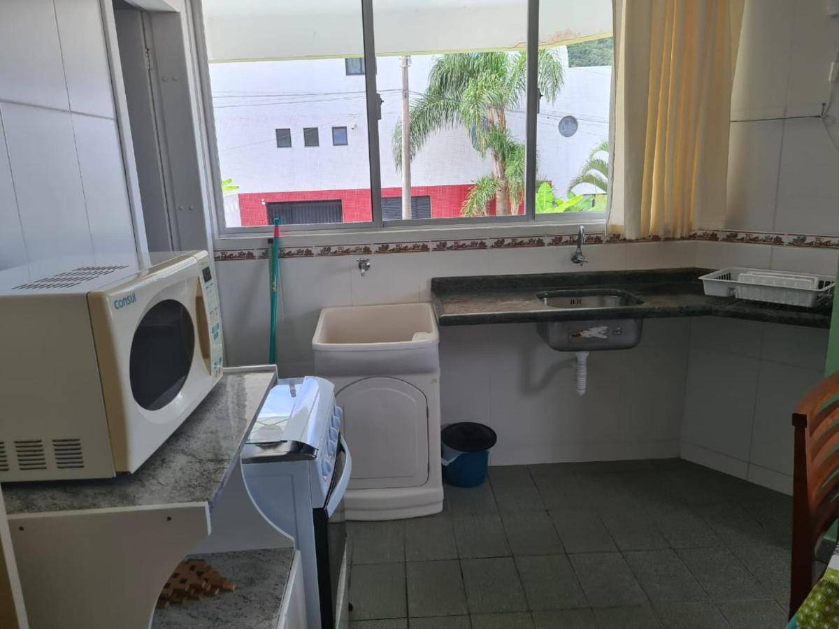 Praia De 4 Ilhas Apartamento De 1 Quarto A 60M Praia Com Vista 邦比尼亚斯 外观 照片