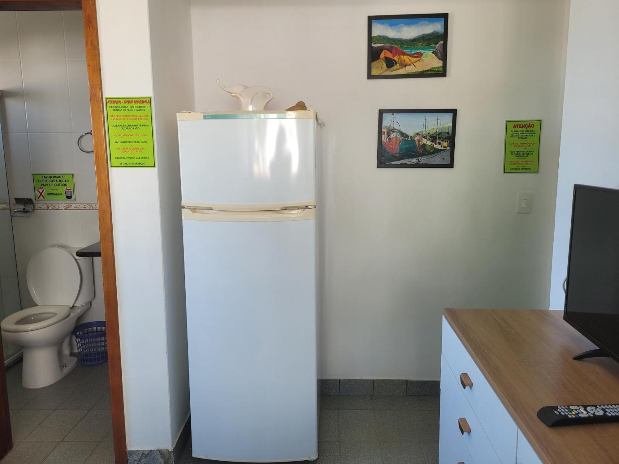Praia De 4 Ilhas Apartamento De 1 Quarto A 60M Praia Com Vista 邦比尼亚斯 外观 照片